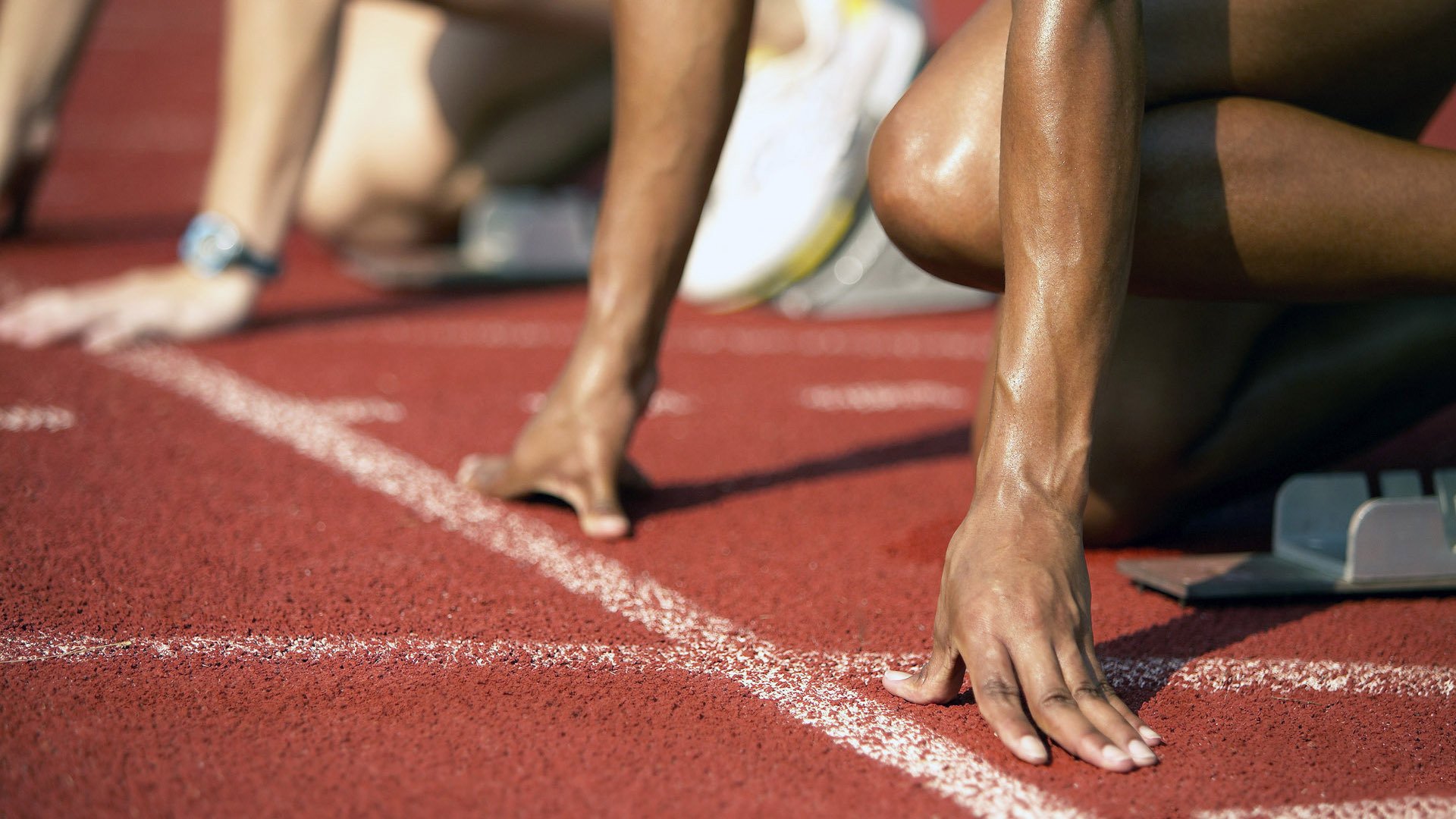 足球比赛直播接入AI讲解系统提升观赏性，足球直播技术